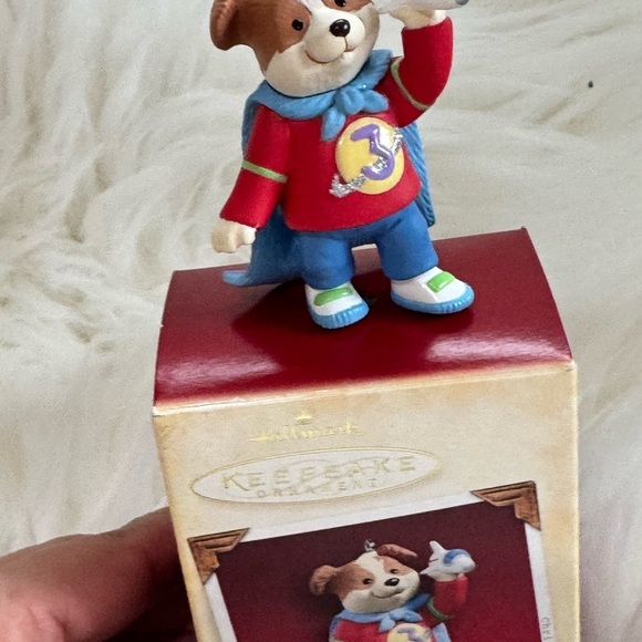 Hallmark Keepsake Ornament - My Third Christmas - Bear with Cape - Picture 3 of 3